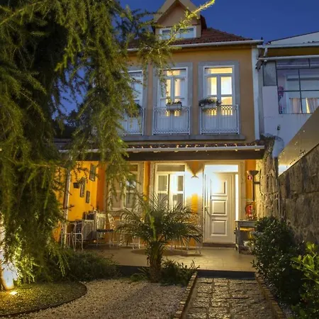 Cedofeita Village * פורטו