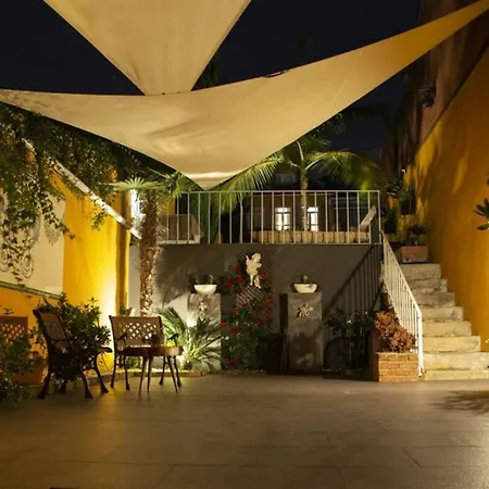 Cedofeita Village * פורטו