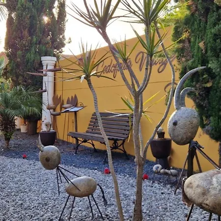 בית נופש Cedofeita Village