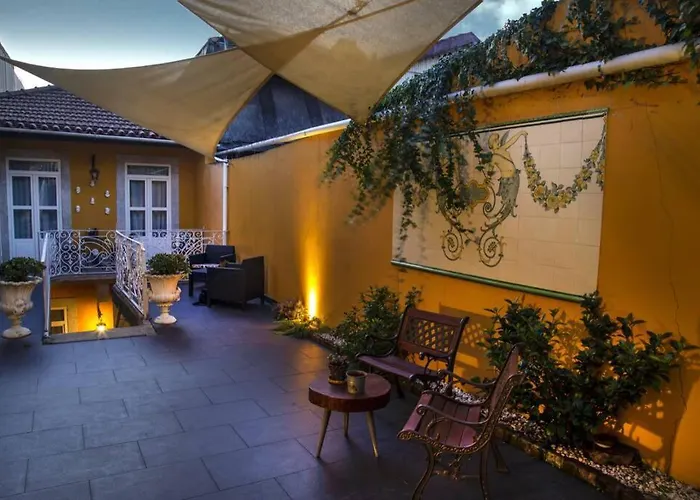 Cedofeita Village Holiday home *