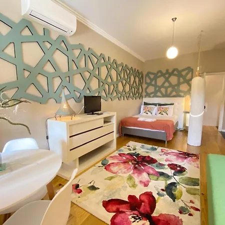 Cedofeita Village Дом отдыха Порту